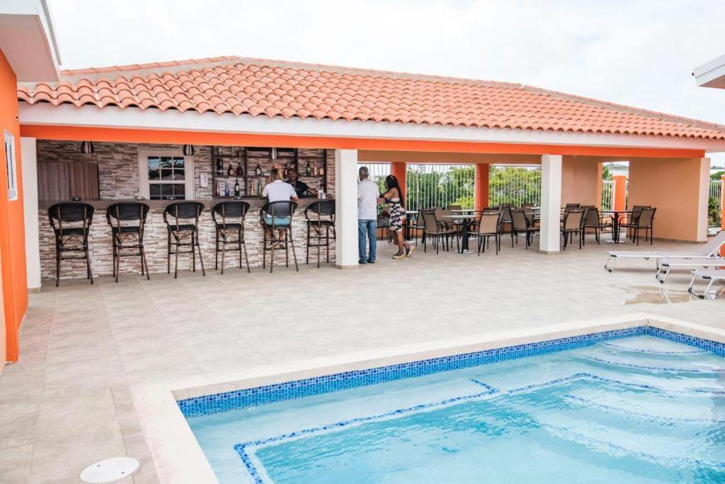 Omira Apartment Suites Willemstad Exterior photo