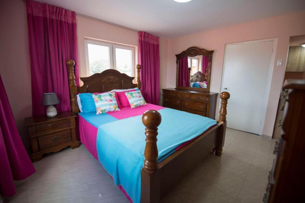 Omira Apartment Suites Willemstad Exterior photo